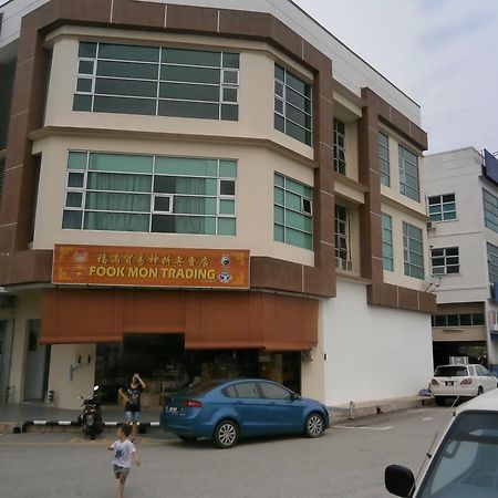 Kampong Darat Tanah Puteh F.M Guesthouse מראה חיצוני תמונה